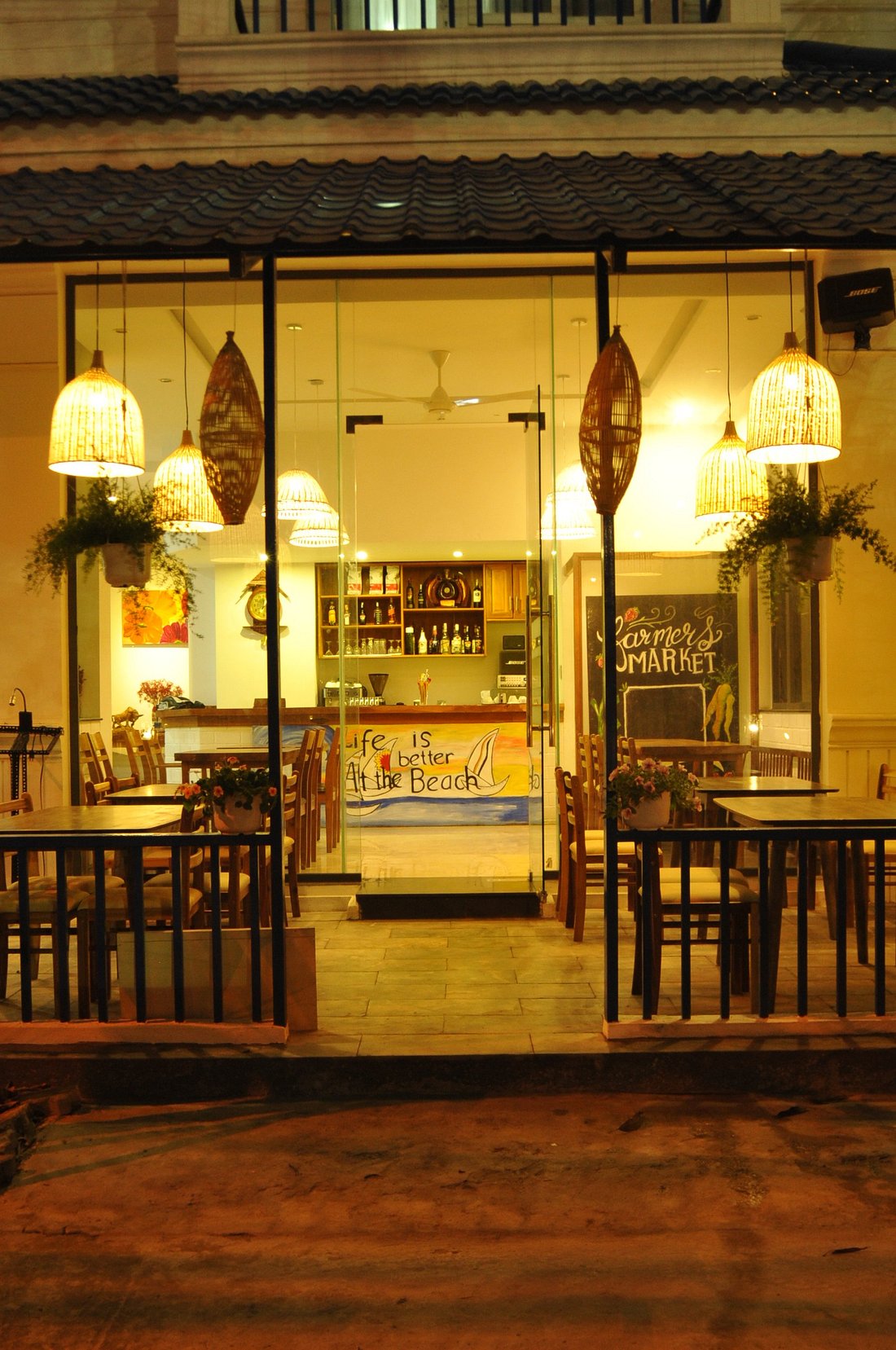 Emo's Vietnamese Homecooked Restaurant — Bếp nhà Đà Nẵng