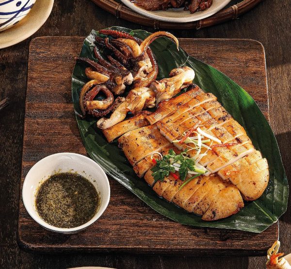 Mặn Mòi — Hải sản Việt đúng chất biển Sài Gòn