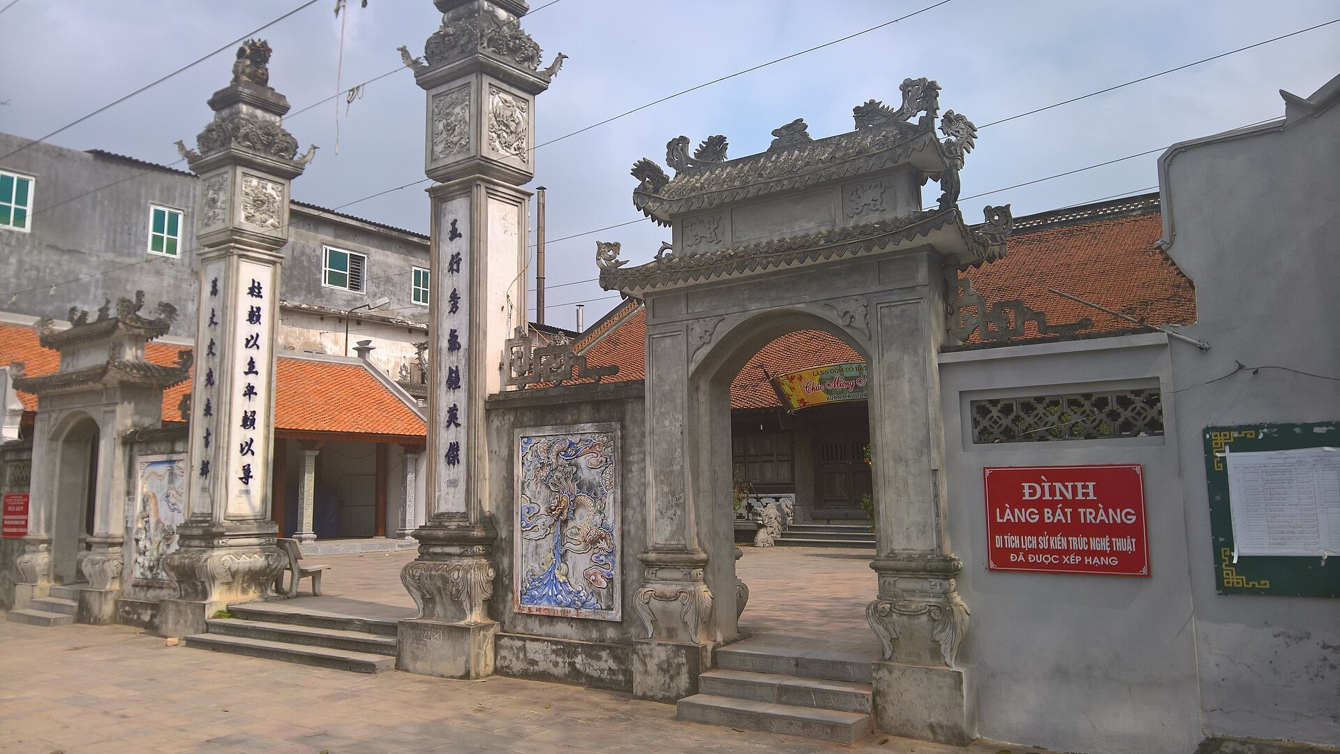 Đình Bát Tràng - kinh nghiệm tham quan và góc chụp ở Hà Nội