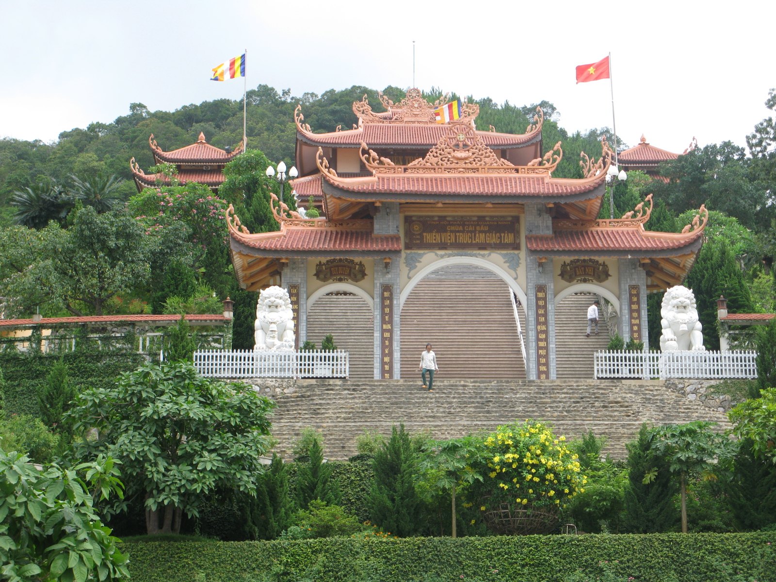 Chùa Cái Bầu - kinh nghiệm ghé, chụp ảnh và ghép lịch trình
