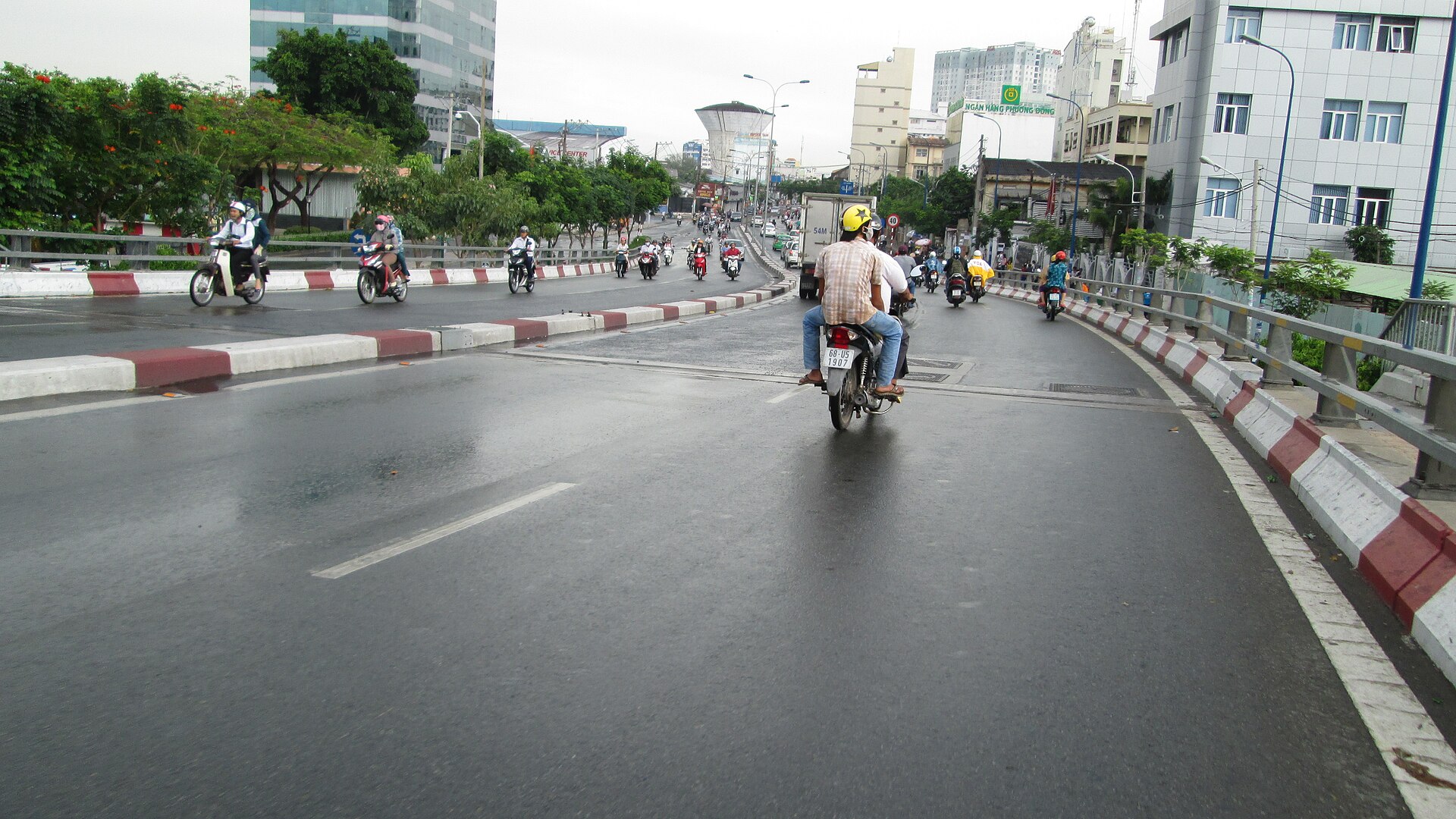Cầu Khánh Hội - kinh nghiệm ngắm cầu, chụp phố và ghép lịch trình Sài Gòn