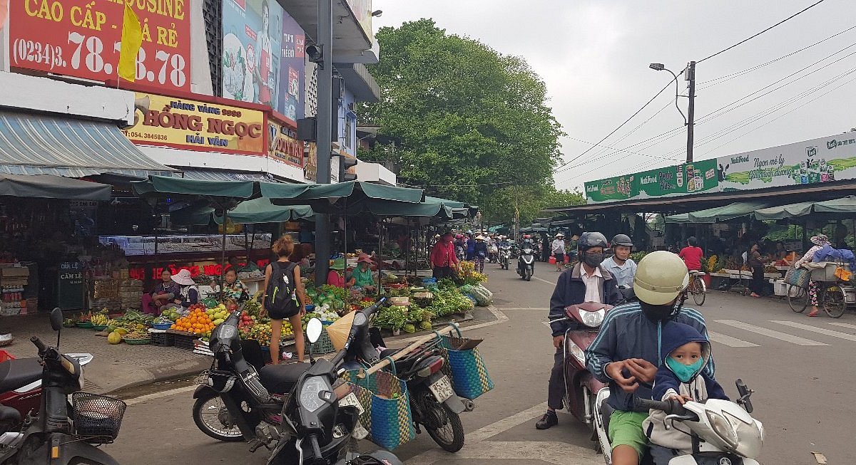 Chợ An Cựu - review điểm tham quan ở Huế