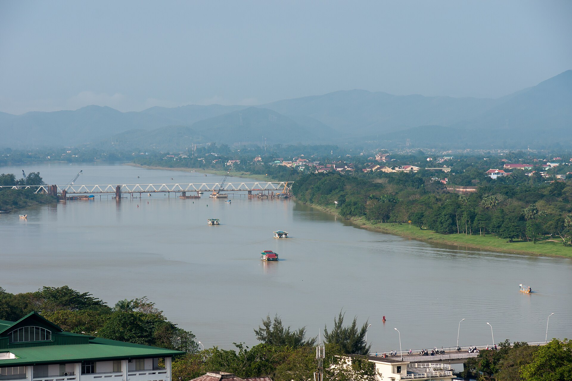 Cầu Dã Viên - xem và chụp gì tại sông Hương, Huế