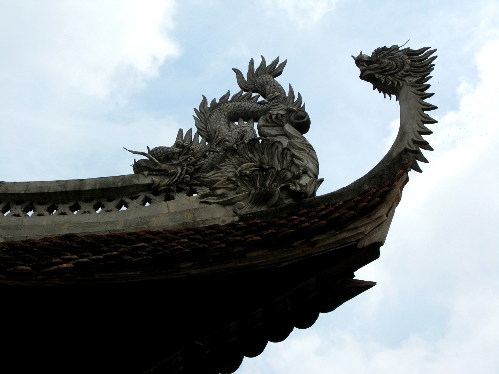 Chi tiết trang trí gắn với vùng Dâu - Luy Lâu