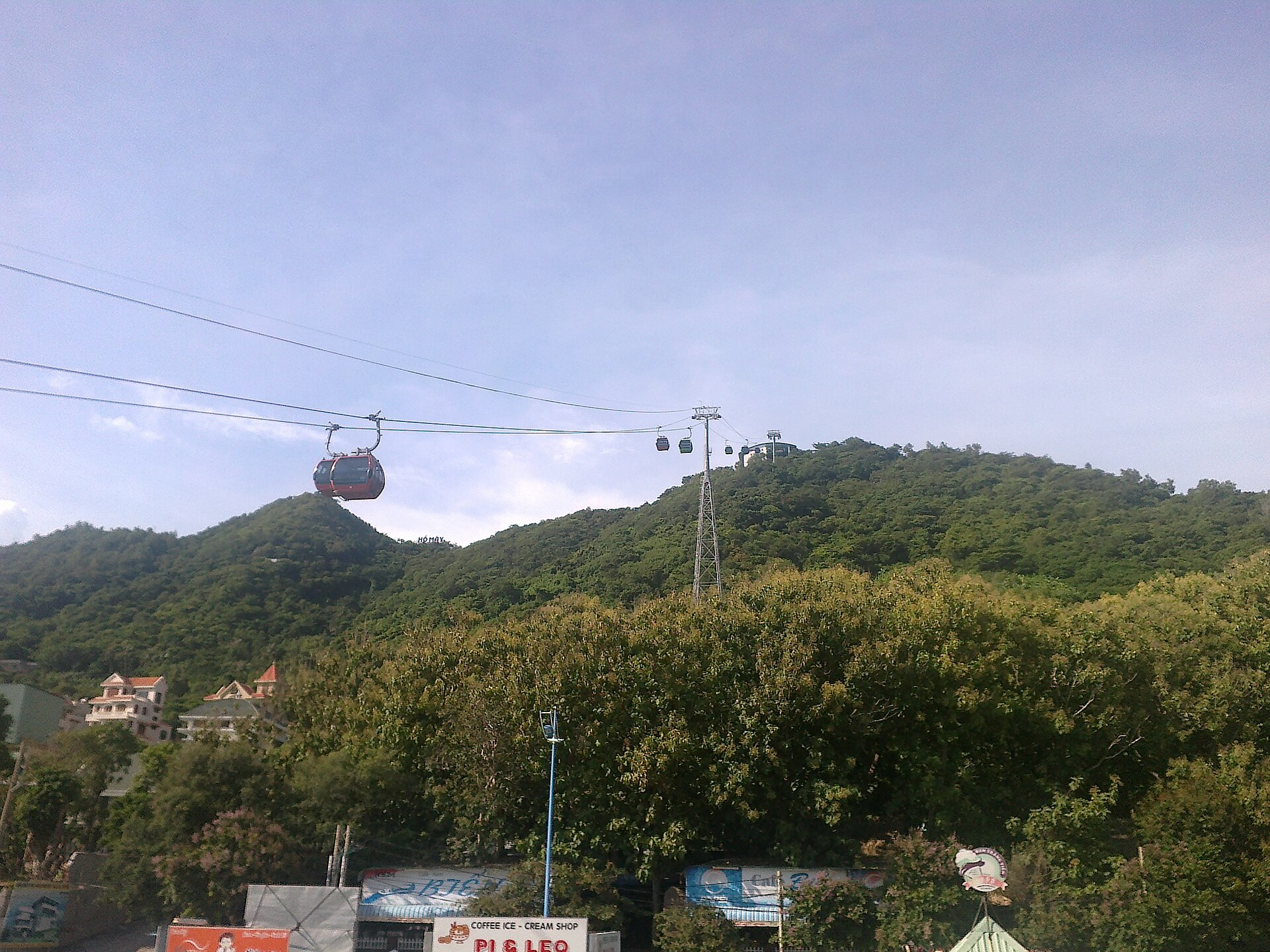 Hồ Mây Park - đi cáp treo lên đỉnh Núi Lớn ngắm toàn cảnh Vũng Tàu