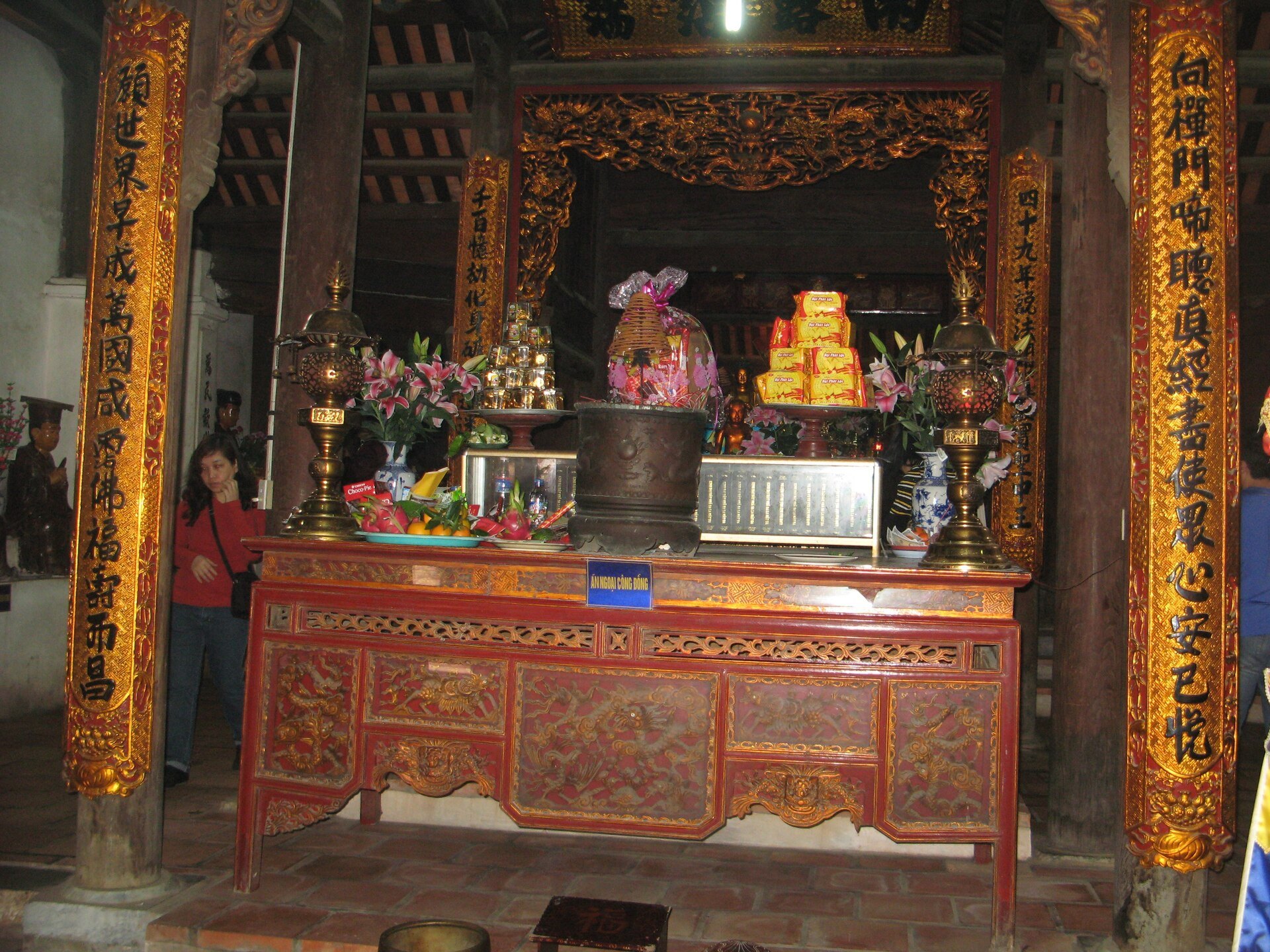 Interior of Diên-Ứng Pagoda - gợi ý hành trình và cách ghép tuyến