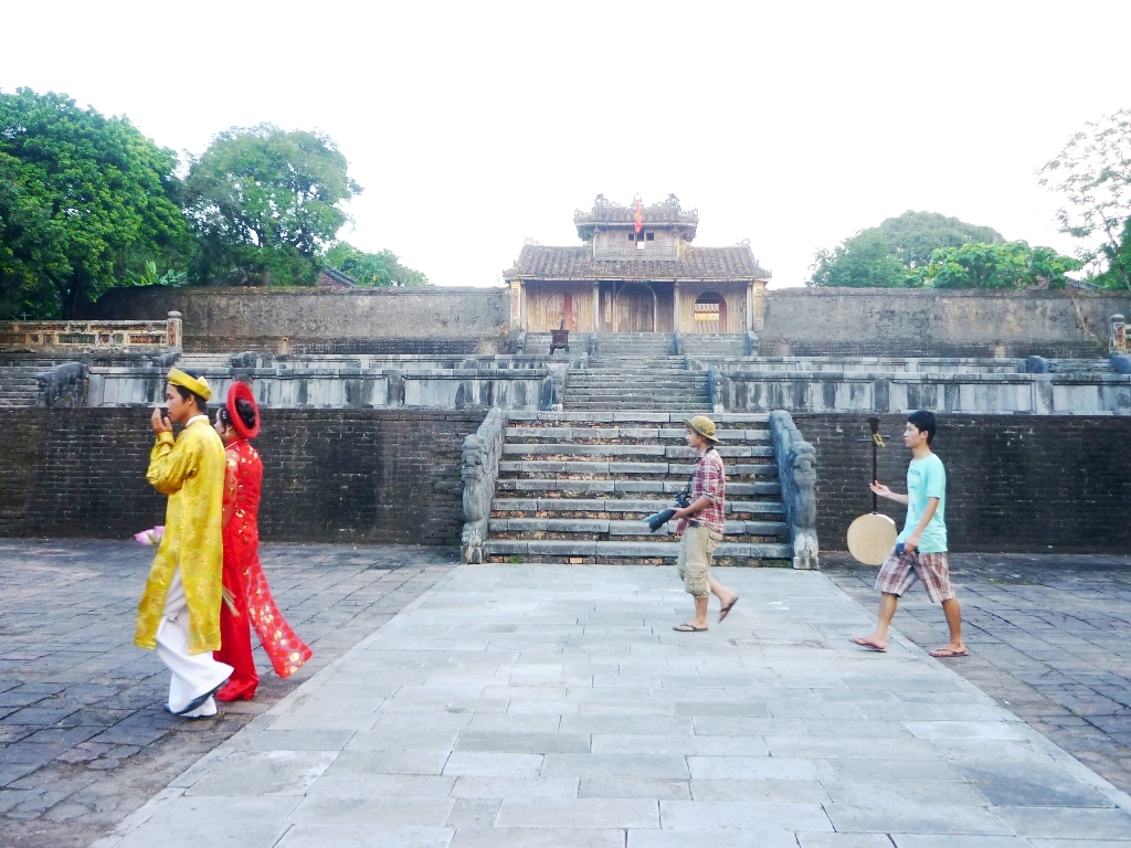 Lăng Thiệu Trị Huế - kinh nghiệm đi, xem gì và ghép tuyến lăng tẩm