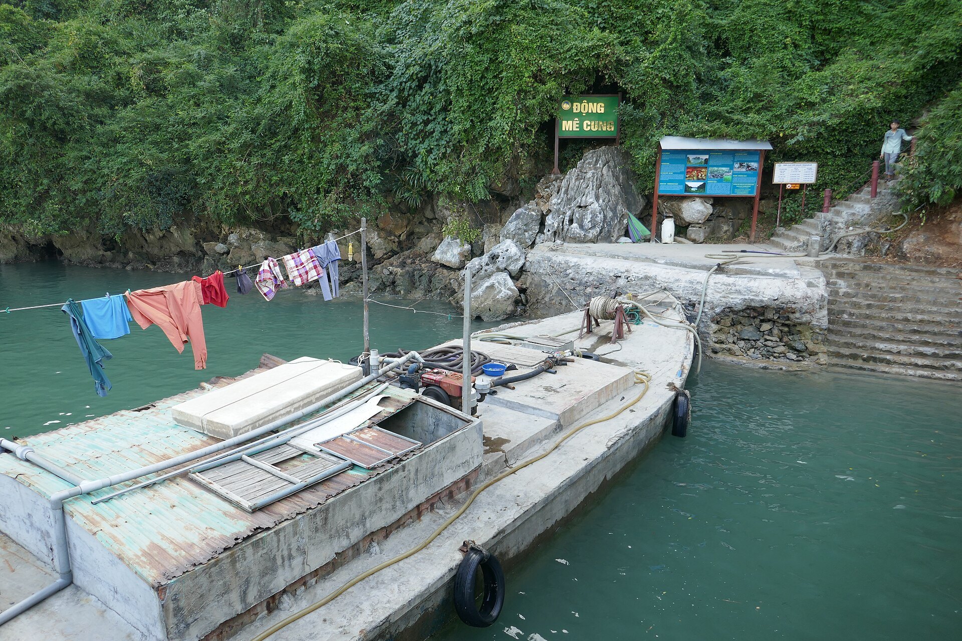 Hang Mê Cung Hạ Long - kinh nghiệm tham quan, chụp ảnh và ghép tour vịnh