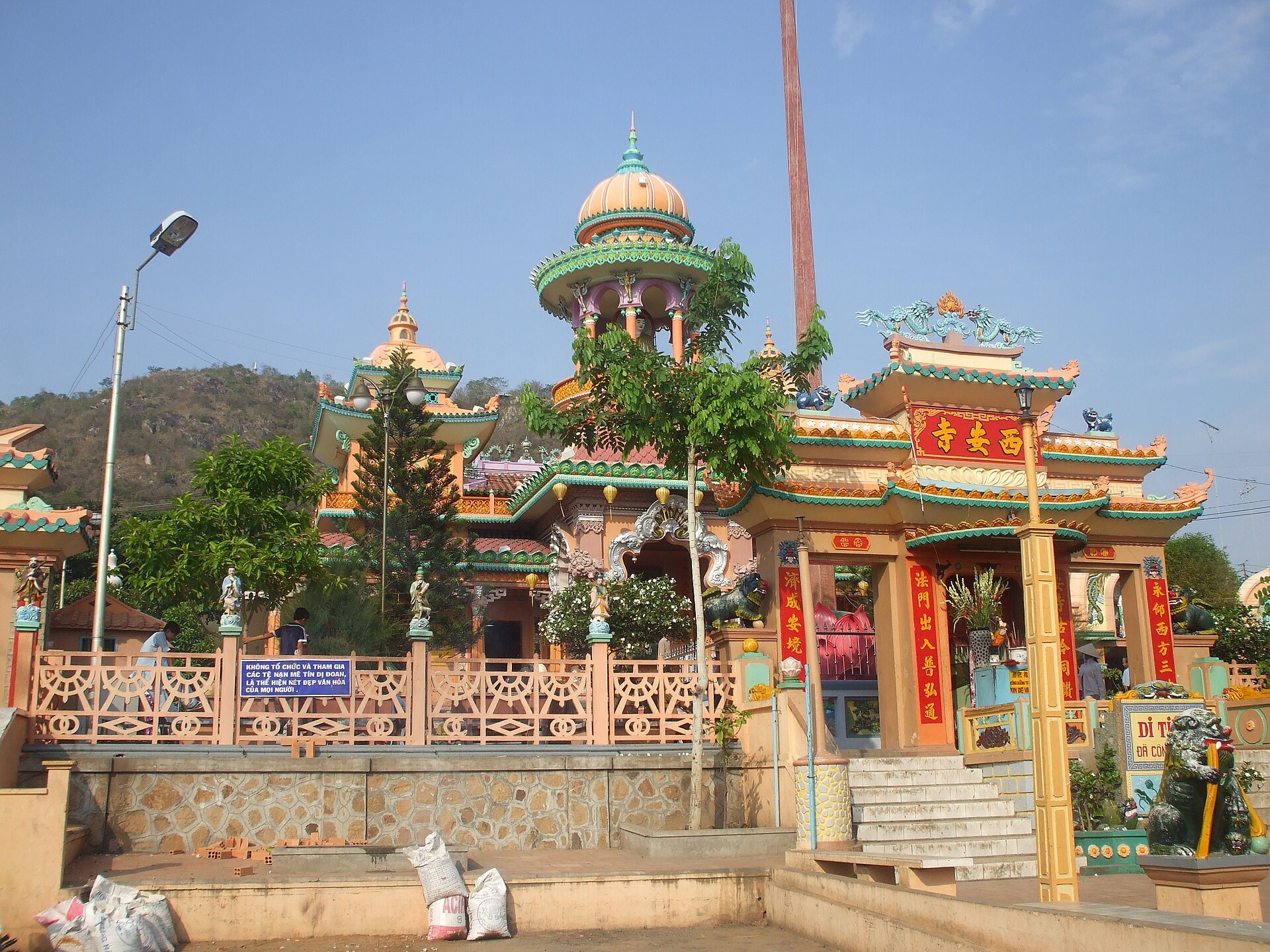Tay An Pagoda - gợi ý hành trình