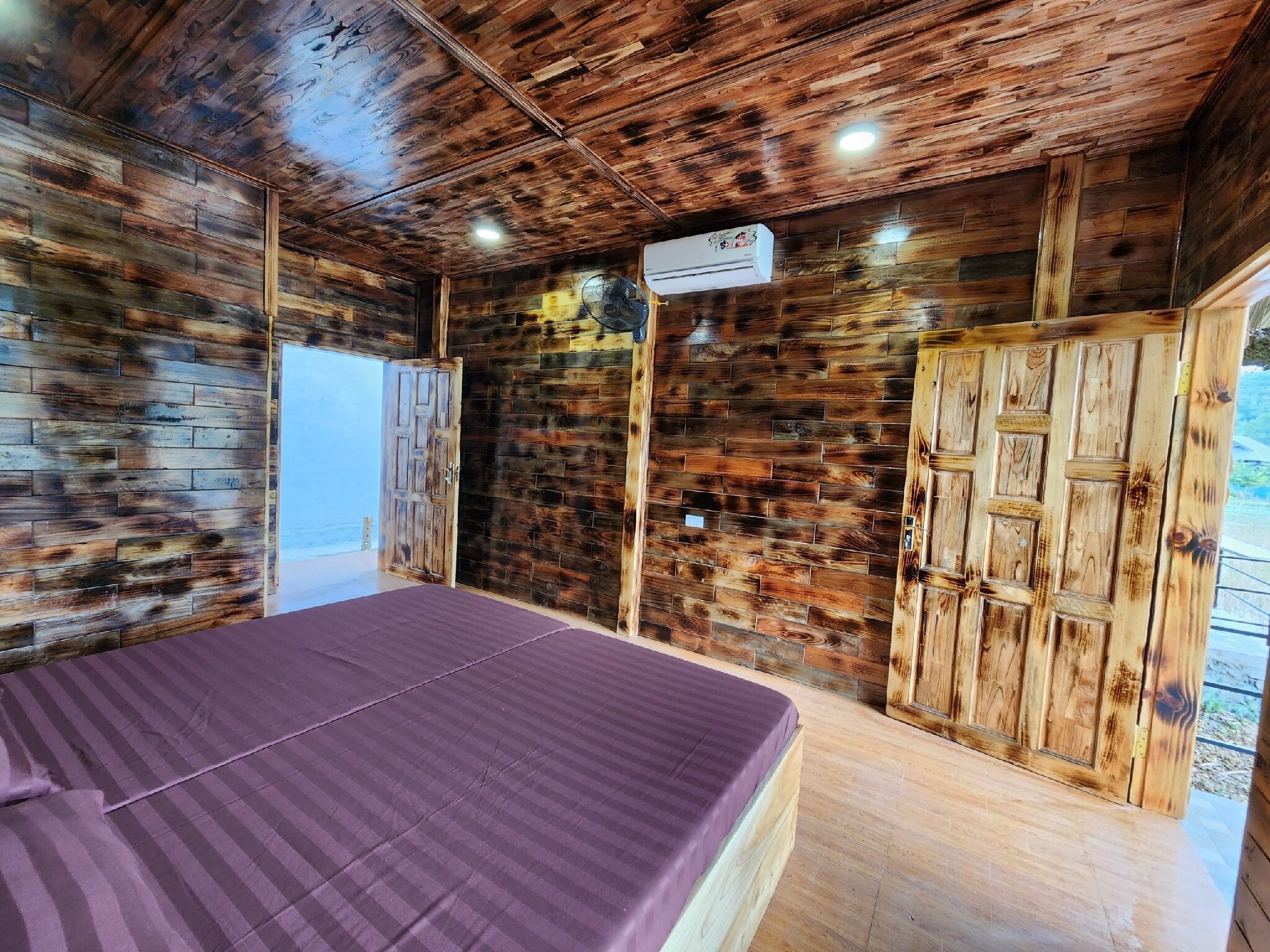 Không gian homestay nhà sàn ở Thôn Tha.