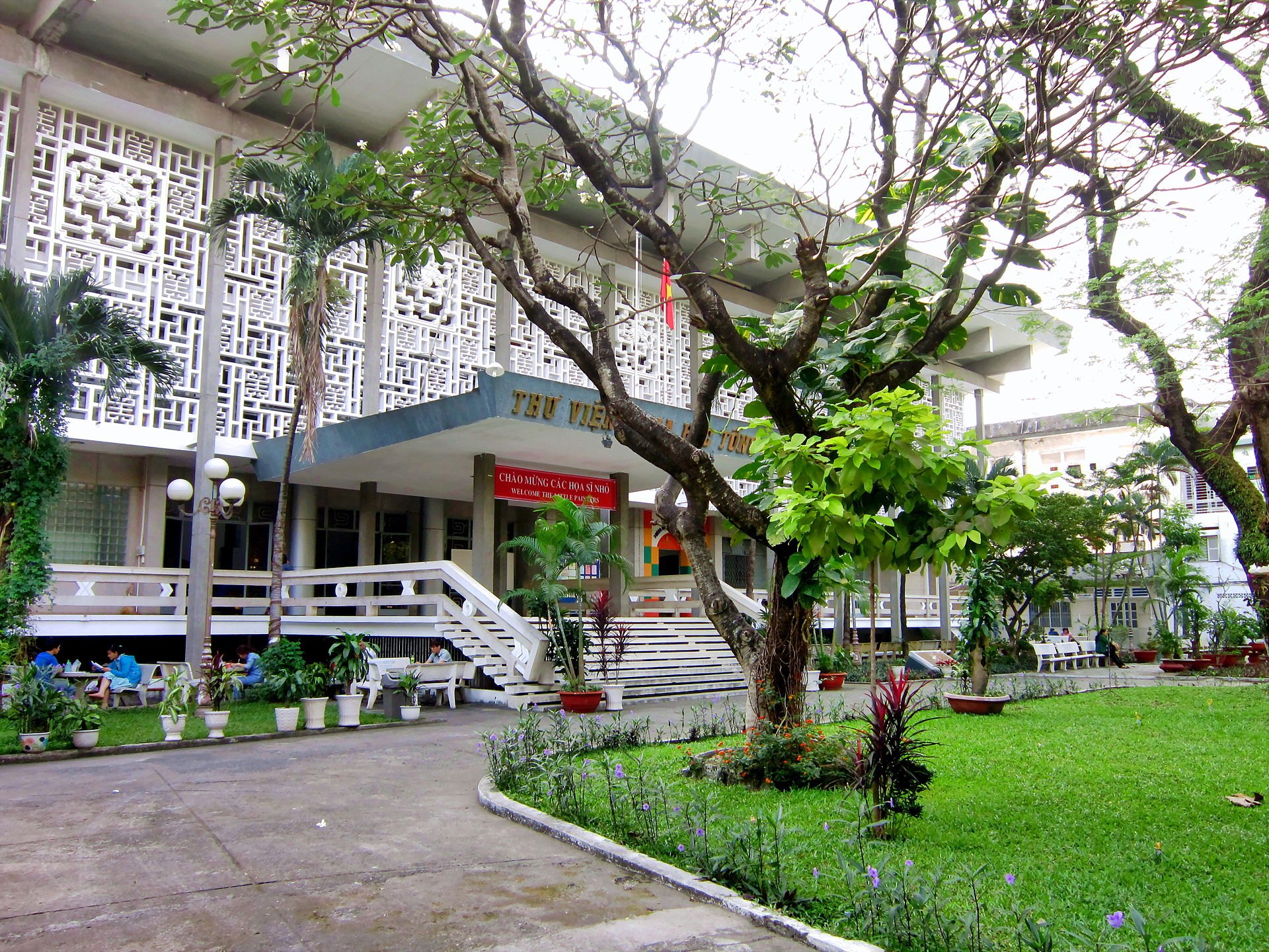 Thư viện Khoa học Tổng hợp TP.HCM - kinh nghiệm ghé và xem gì