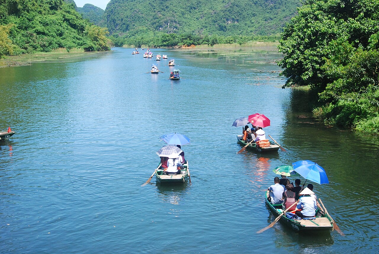 Tràng An: chọn tuyến đò nào, đi mùa nào và ghép lịch trình
