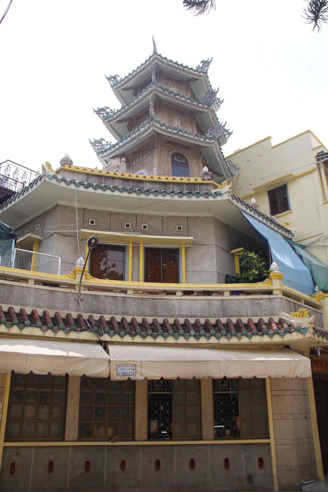 Từ Nghiêm Pagoda - ảnh 02 thể hiện góc nhìn trực quan của địa điểm Từ Nghiêm Pagoda.