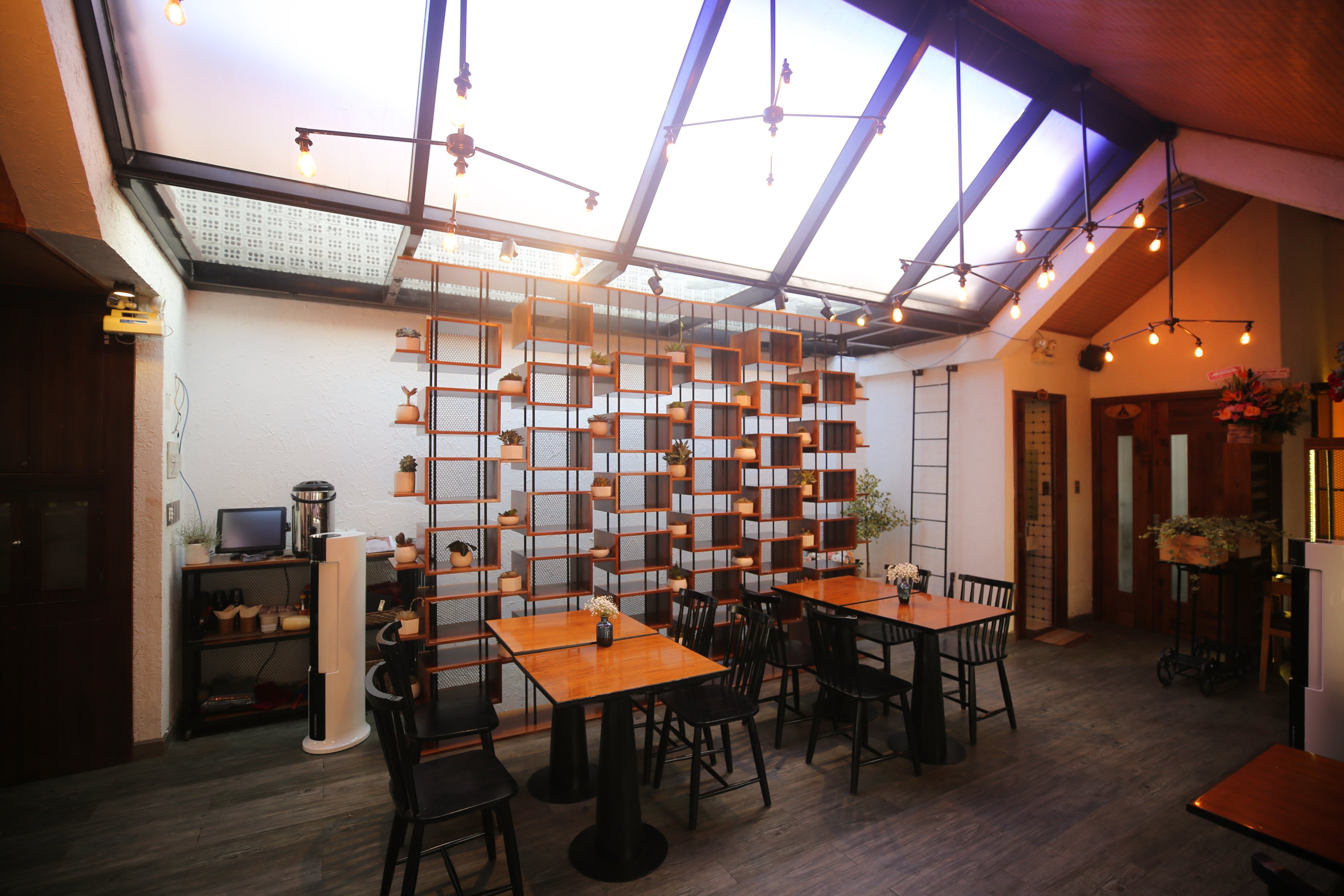1 Nhà Cafe - Cafe, brunch và nhịp chậm ở Đà Lạt