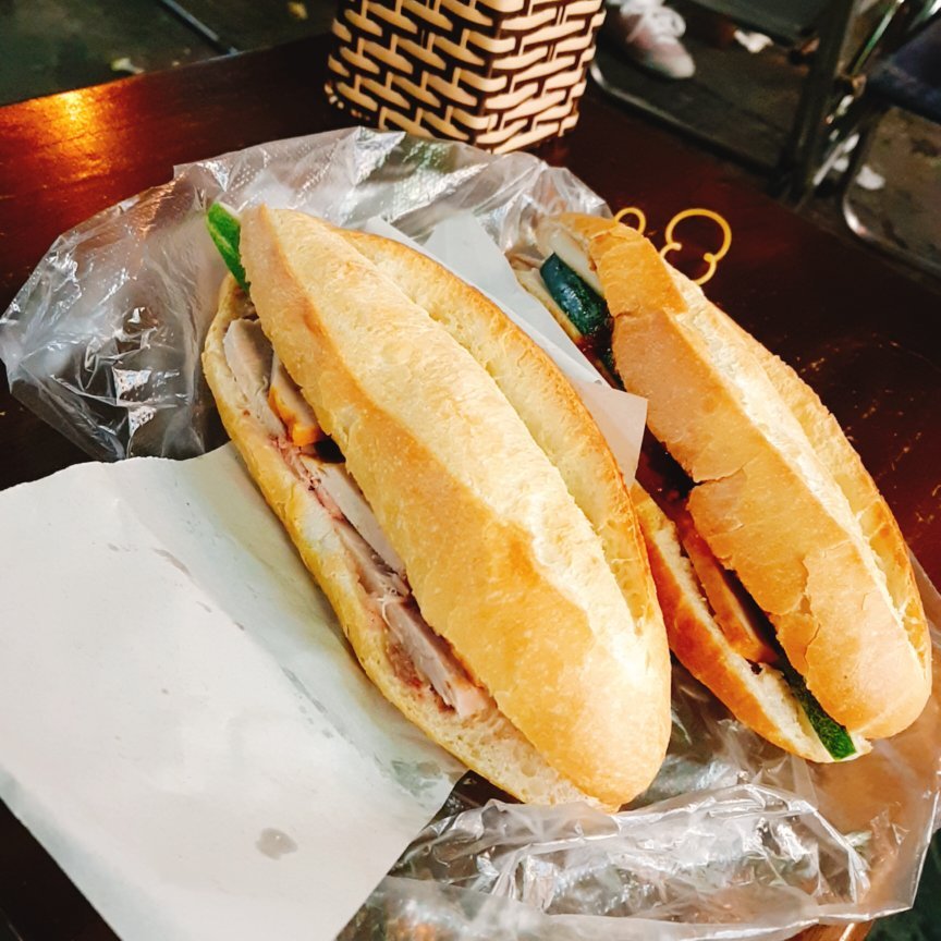 Bánh Mì Bà Lan