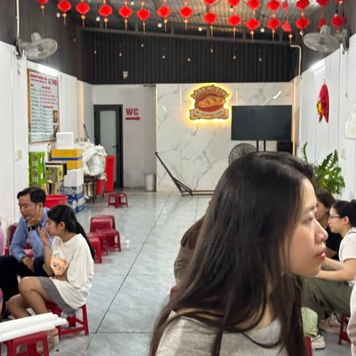 Chi tiết trải nghiệm tại Bánh Mì Trường Tiền O Tho