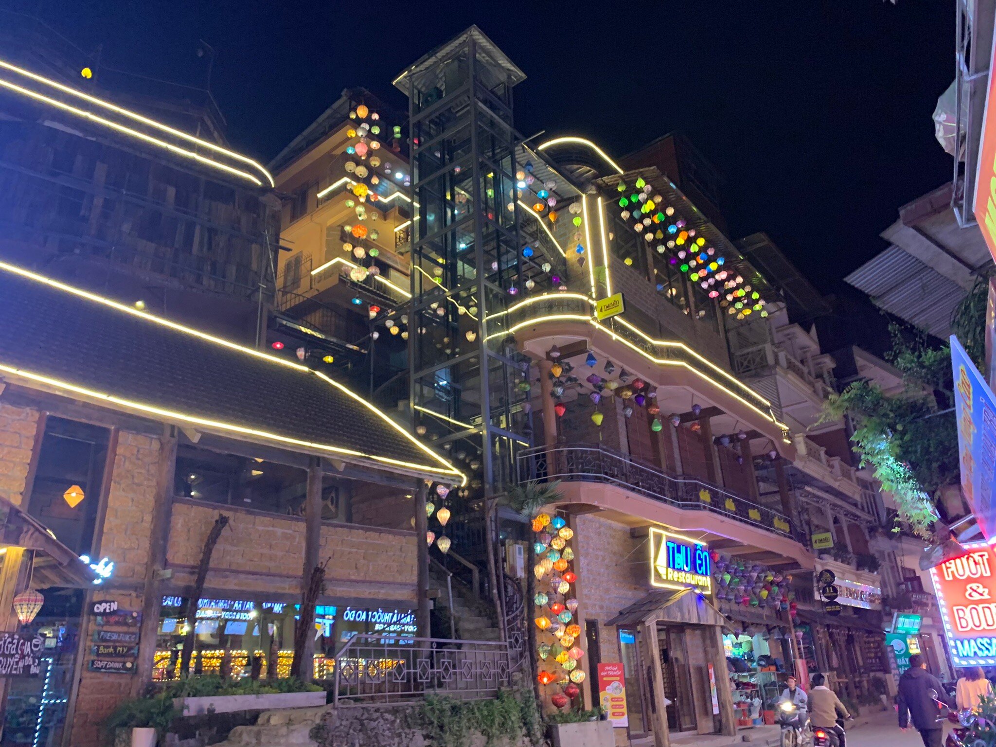 Bếp Mây - Ấm Vị Gia Đình.