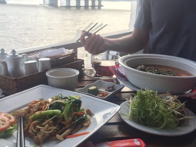 Chi tiết trải nghiệm tại Café Lotus Ninh Kiều