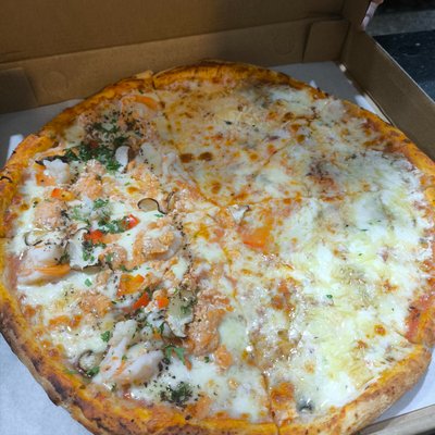 Món ăn hoặc đồ uống tại Cumin'd Pizza & Bistro