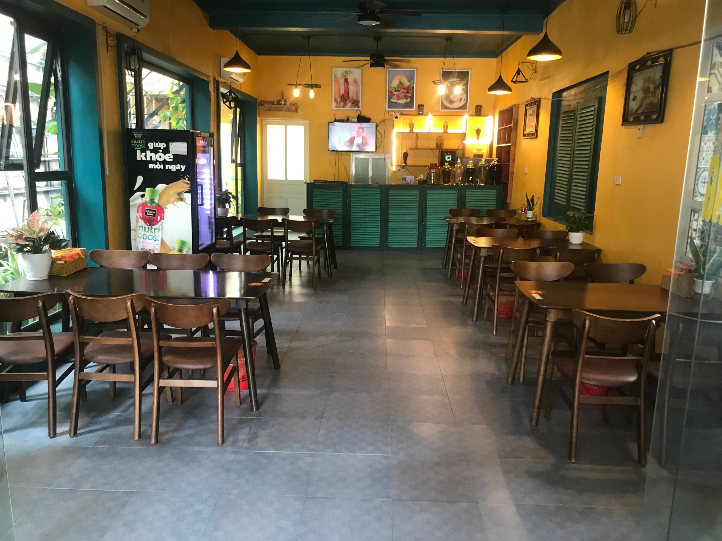 DỨA RESTAURANT AND COFFEE - Cafe, brunch và nhịp chậm ở Nin…