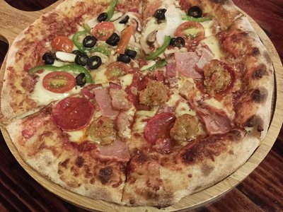 Món ăn hoặc đồ uống tại Gordon's New York Pizza Cityside