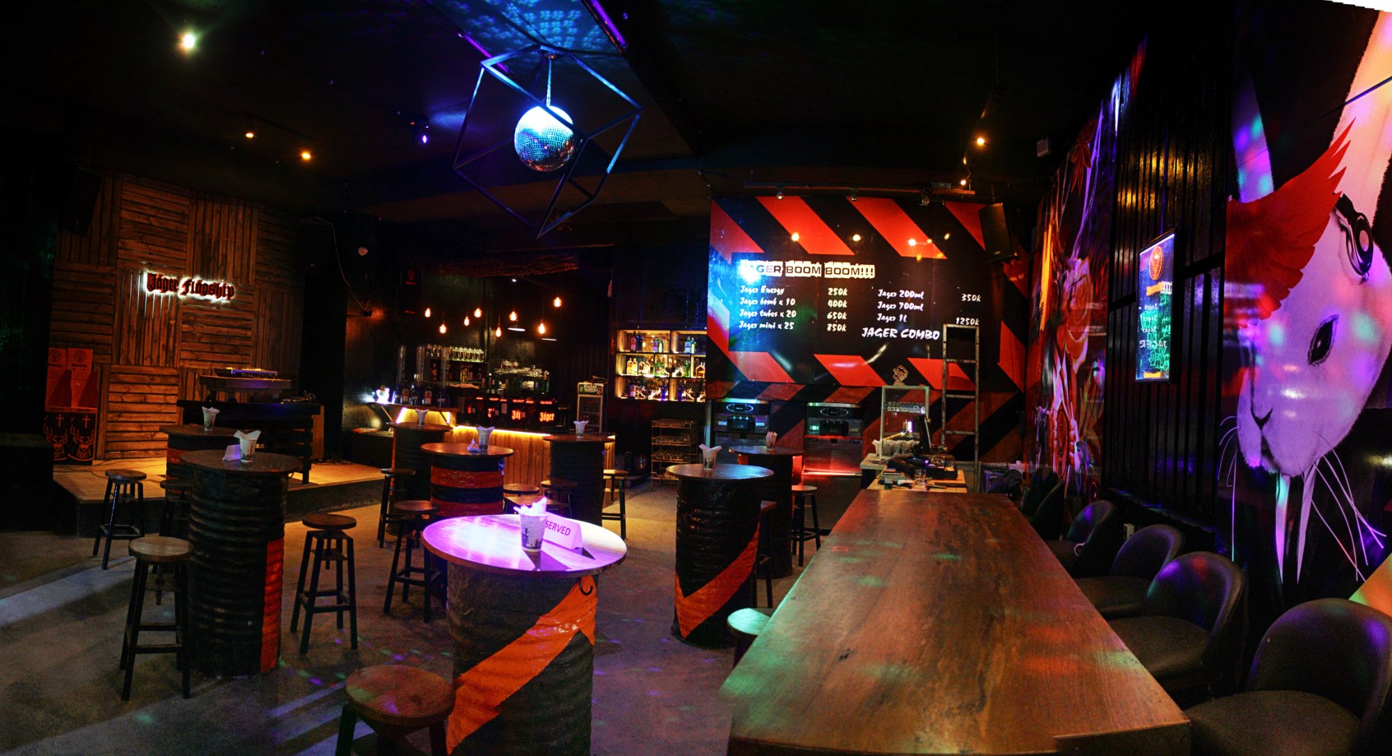 Jager Flagship Bar & Cafe - Cocktail, rooftop và nhịp tối ở…