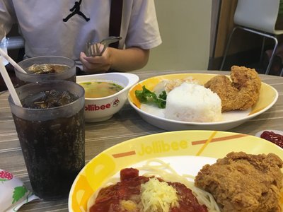 Món ăn hoặc đồ uống tại Jollibee - Vincom Center Đà Nẵng