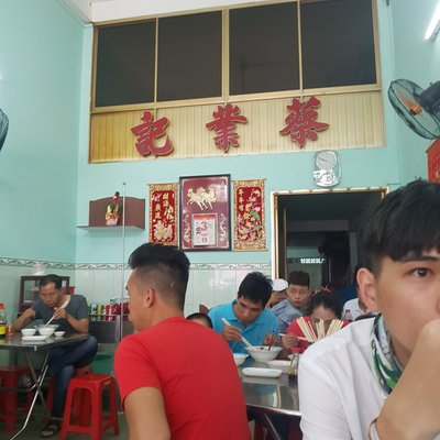 Chi tiết trải nghiệm tại Nhà Hàng Mì Thảy Nghiệp Ký