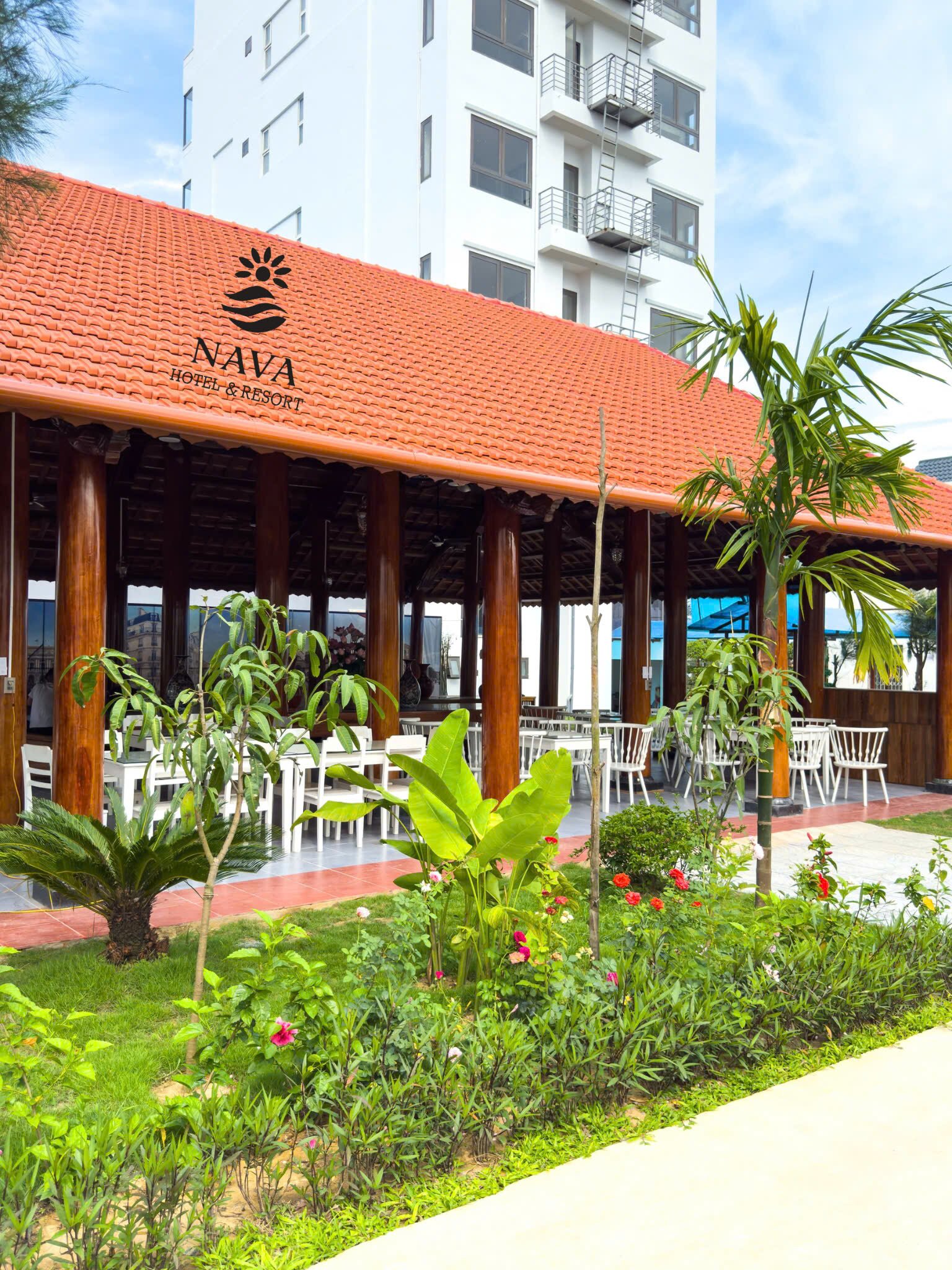 Chi tiết trải nghiệm tại Nhà Hàng Tám Hiền