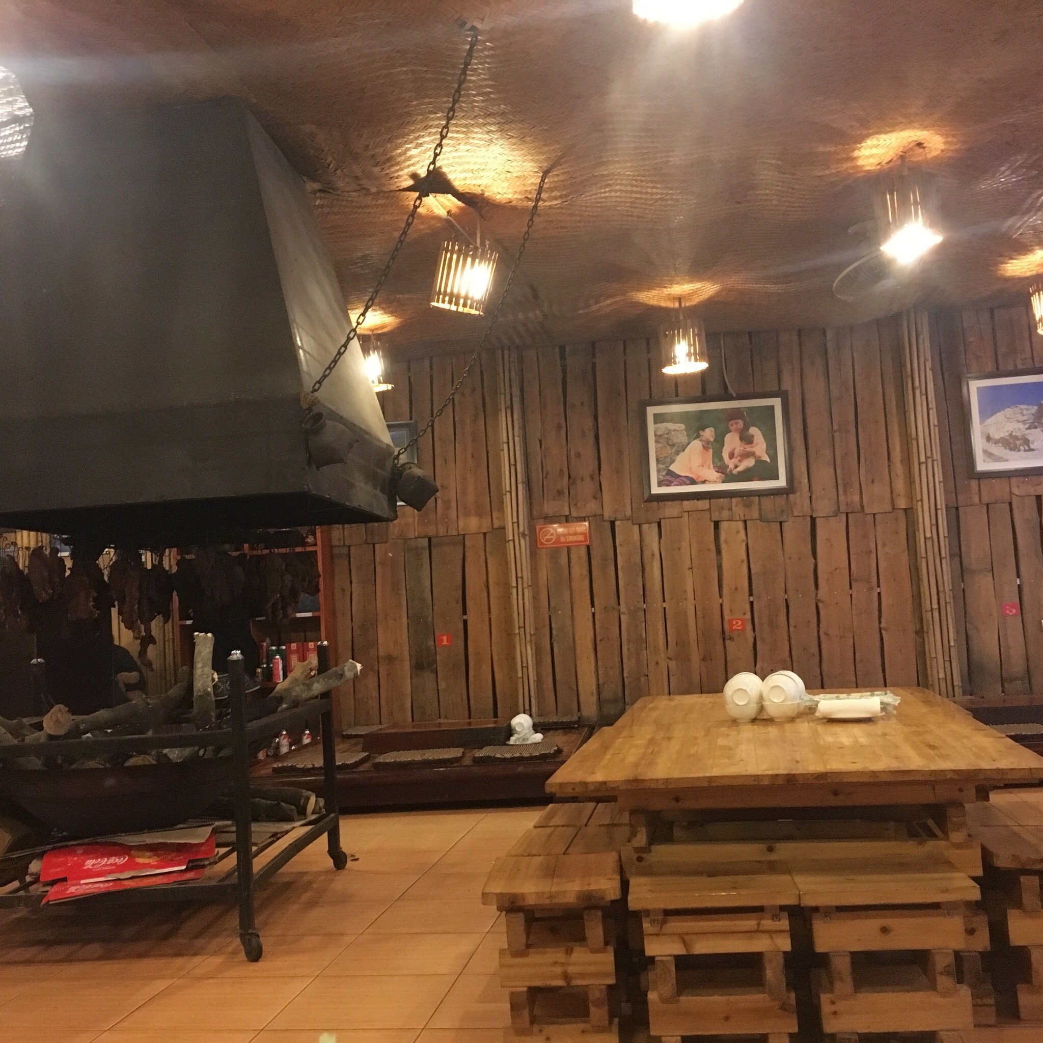 Nhà Hàng Thắng Cố A Quỳnh