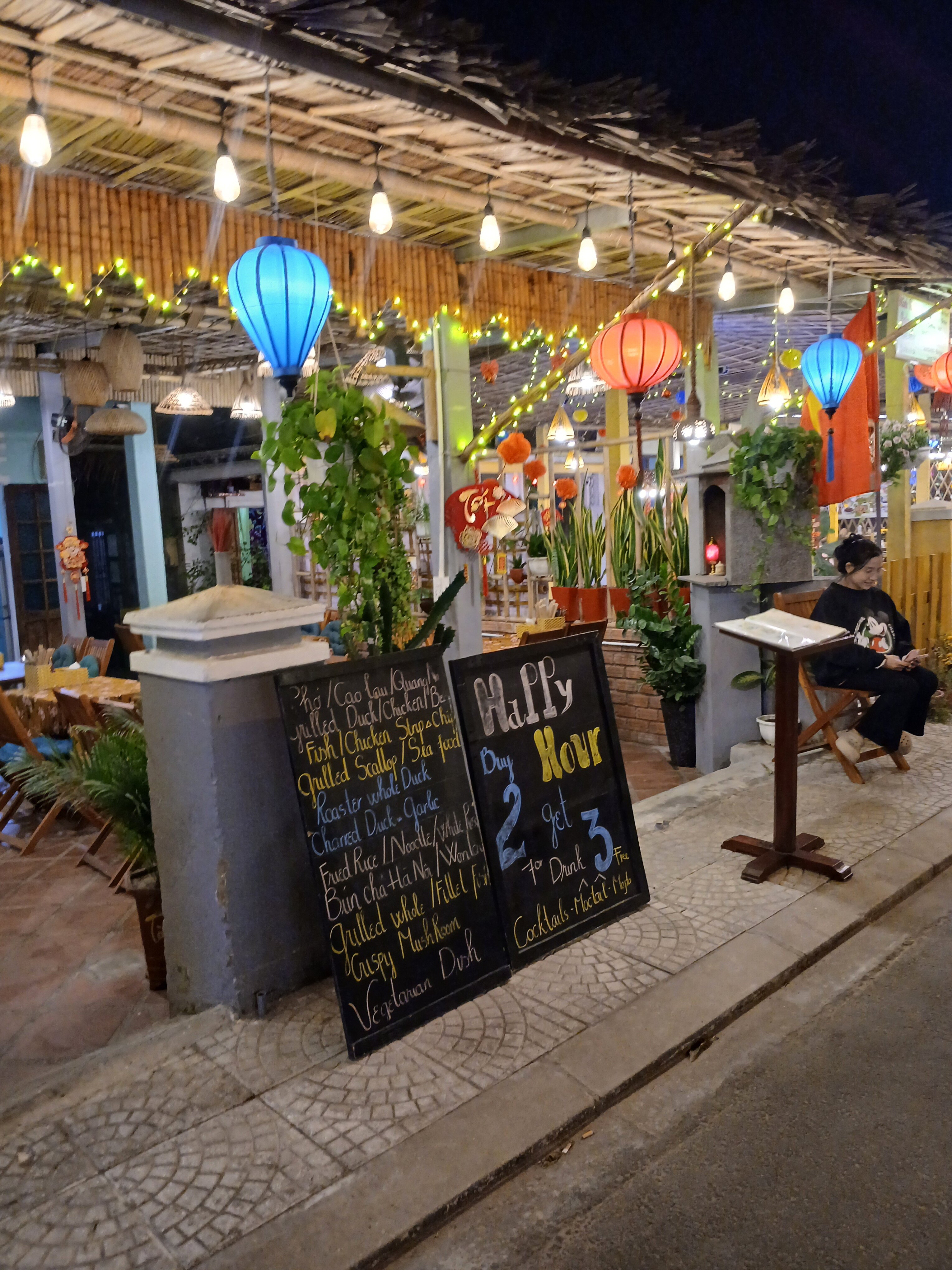 Nón Restaurant