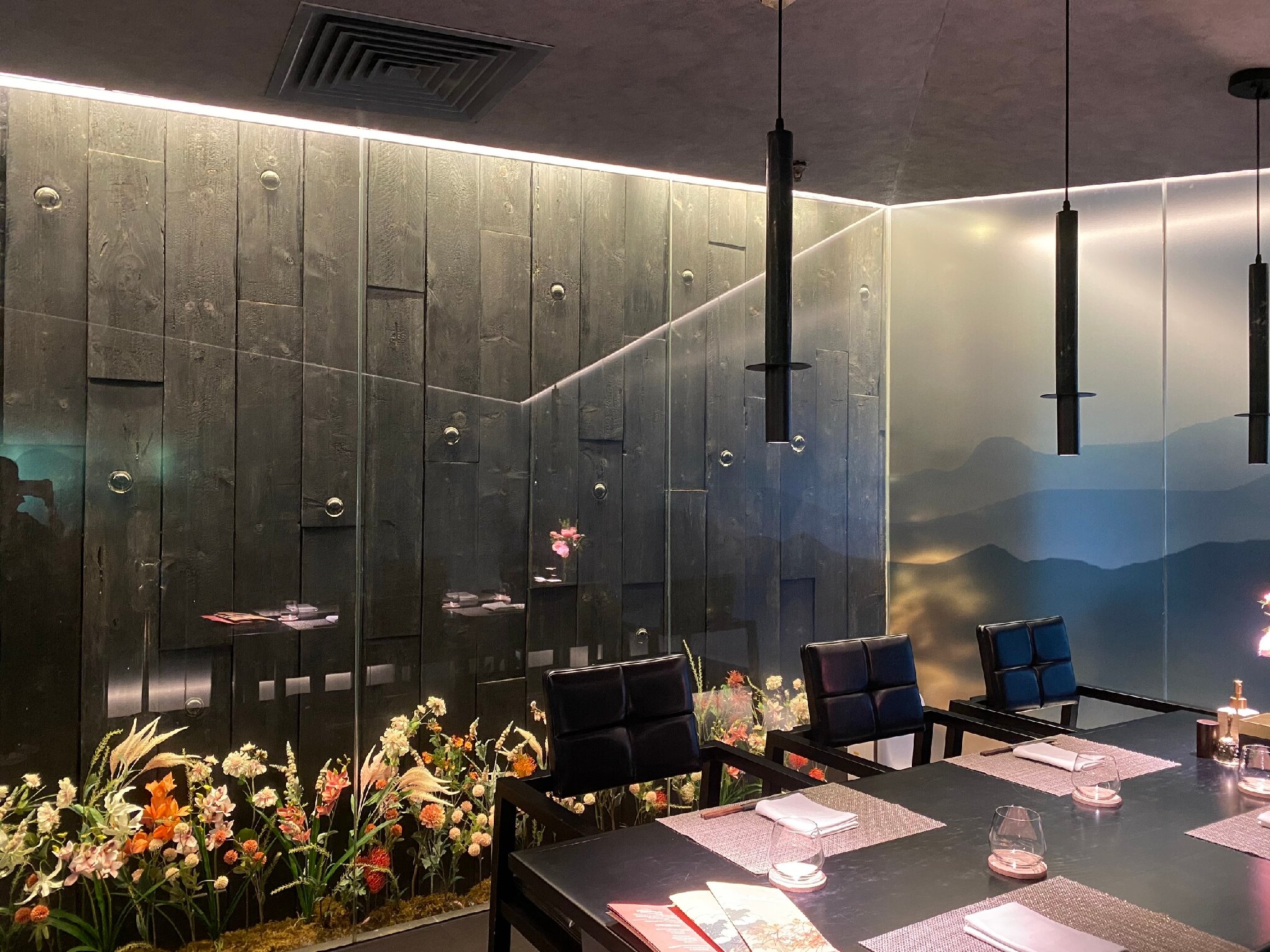 Nuboko Sushi & Teppanyaki