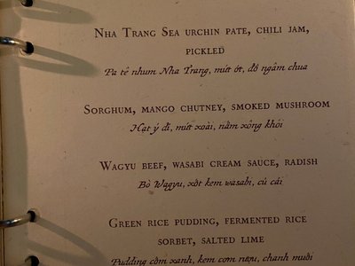 Trang thực đơn nếm thử song ngữ Anh – Việt của NÚC Kitchen & Bar