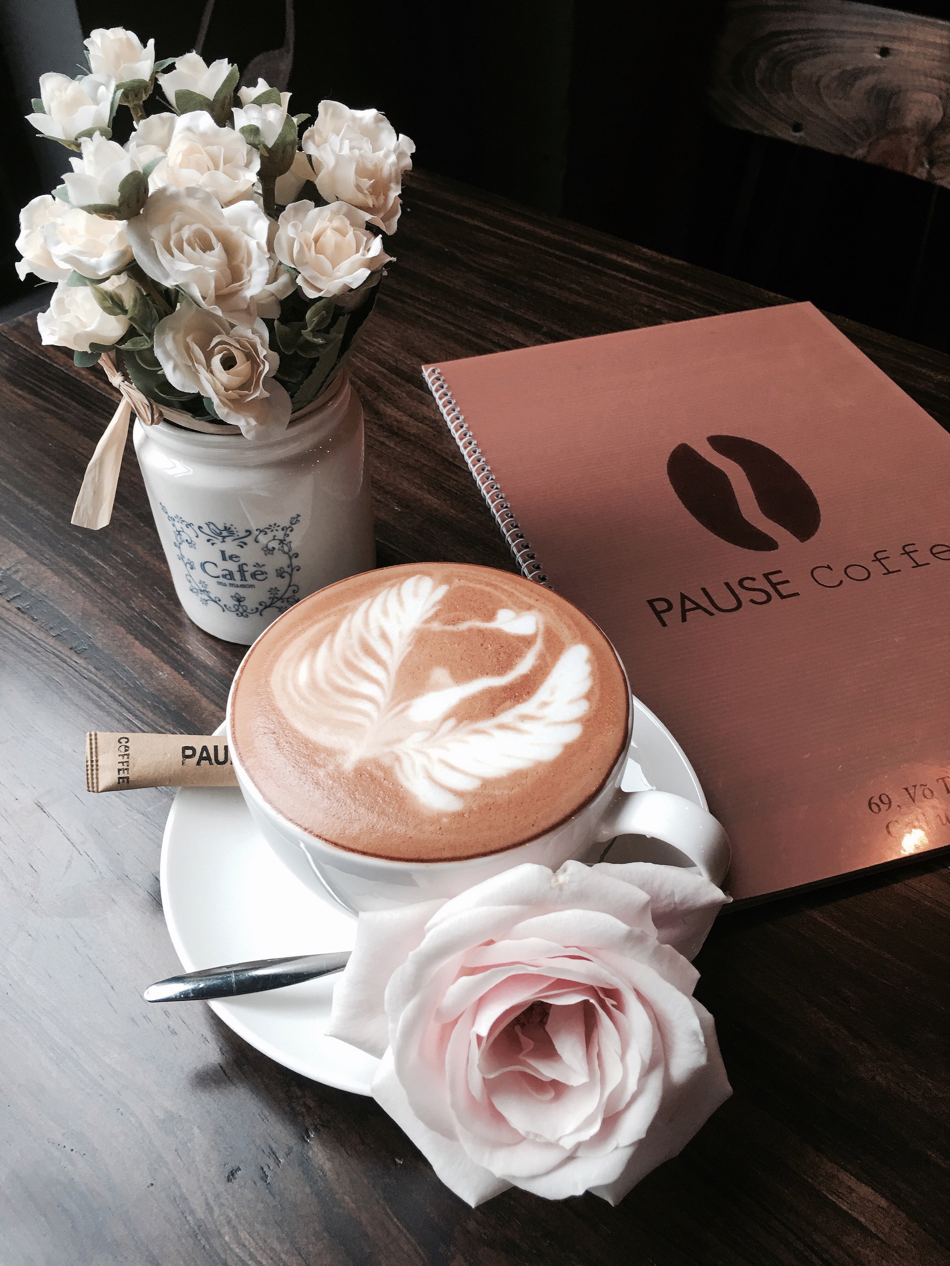 Pause Coffee - Cafe, brunch và nhịp chậm ở Huế