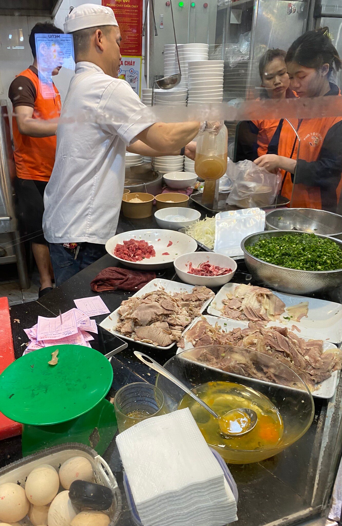 Chi tiết trải nghiệm tại Pho 10
