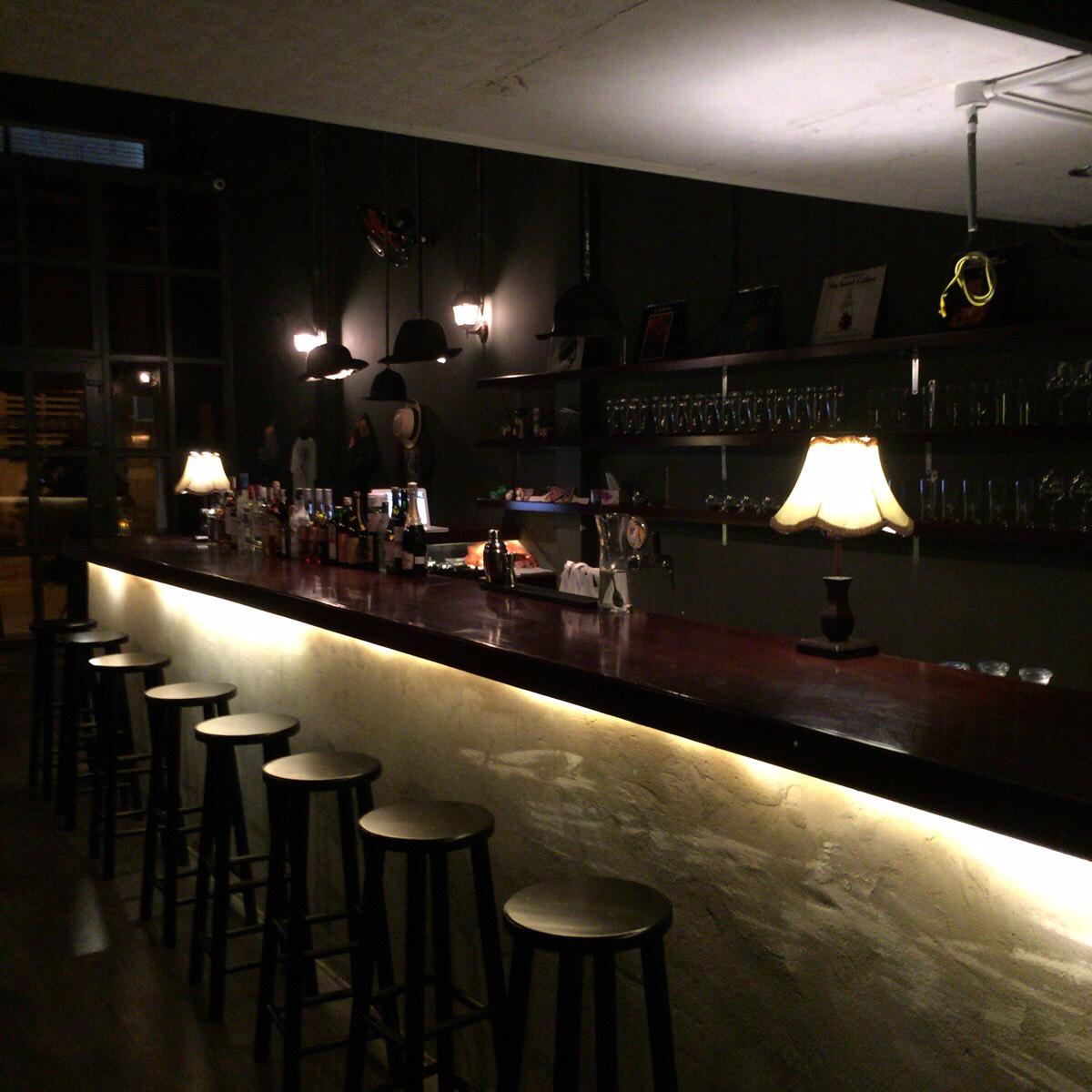 United Bar – quán cocktail sau quầy bánh mì ở Đà Nẵng