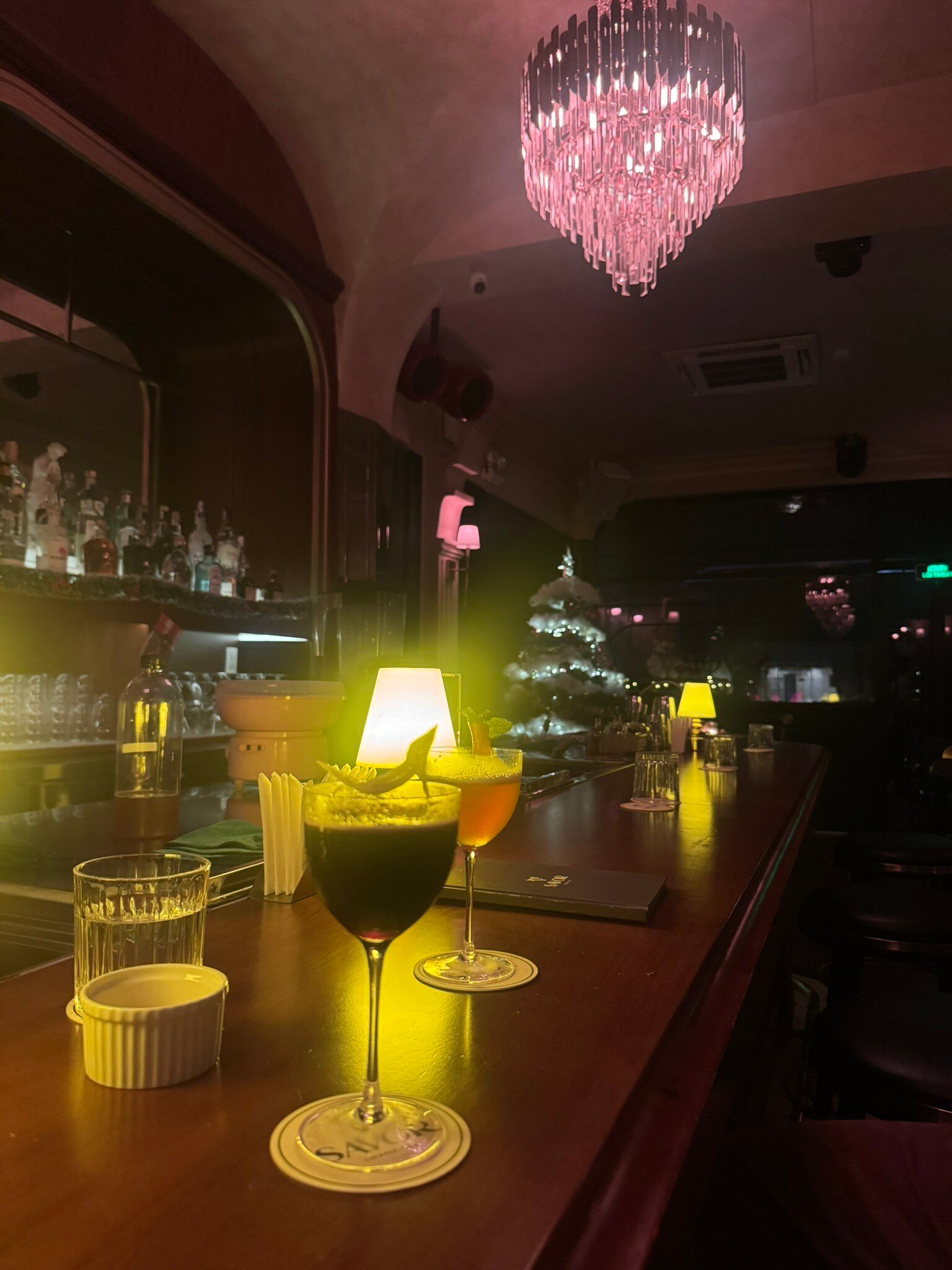 Savor Cocktail Club - Cocktail bar kín đáo ở quận 1