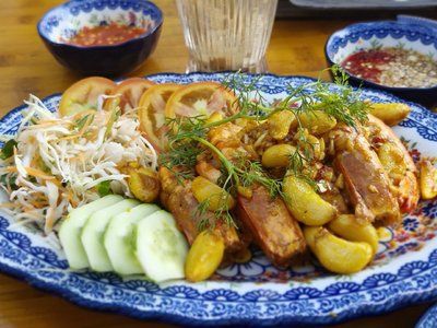 Món ăn hoặc đồ uống tại Versailles - Beach Club Phú Quốc