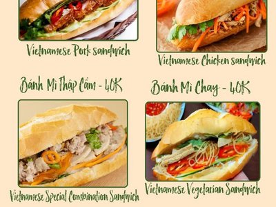 Trang thực đơn bánh mì thịt, bánh mì gà, thập cẩm và bánh mì chay của Fastfood22, Huế