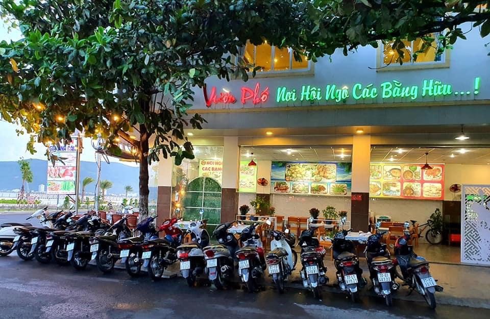 Món ăn hoặc đồ uống tại Vườn Phố