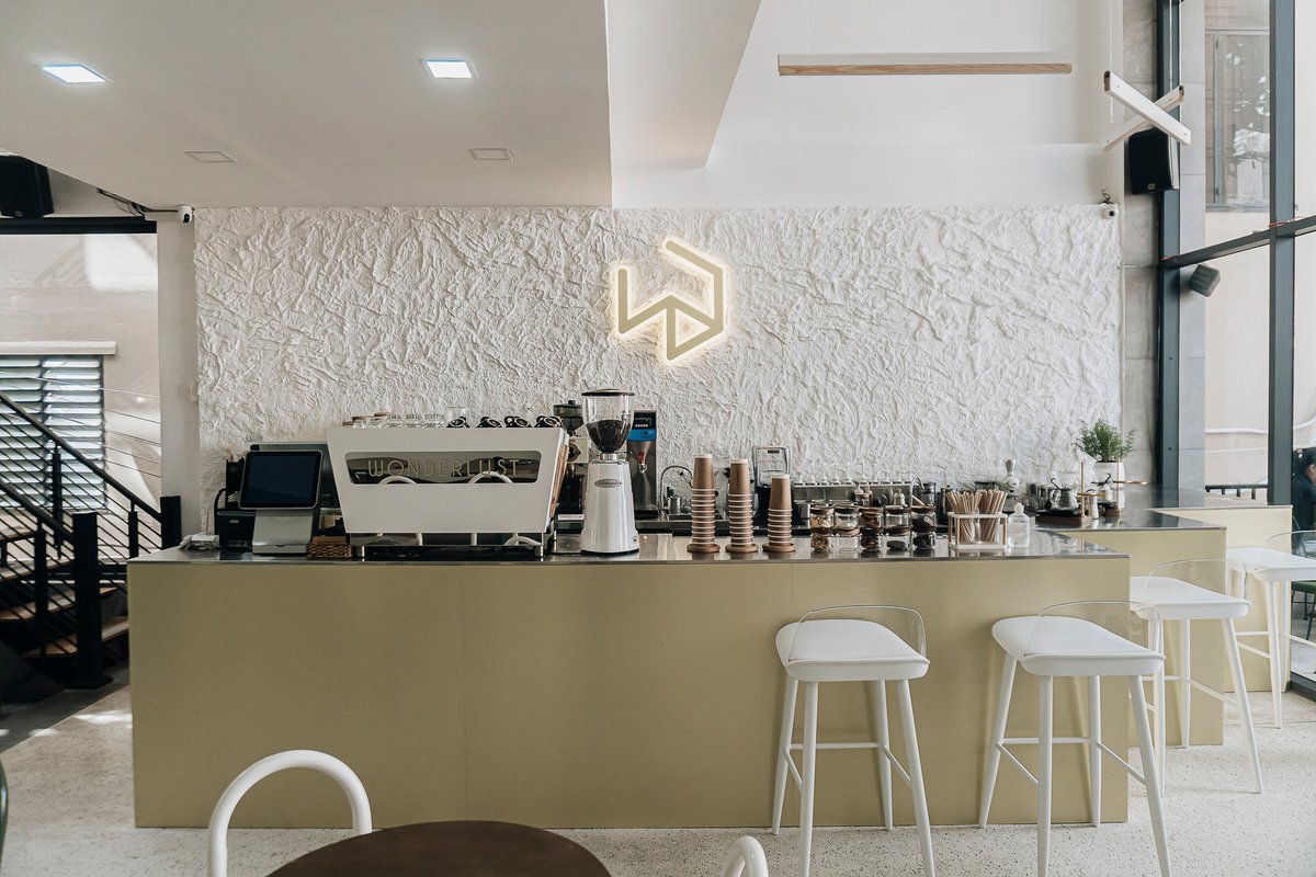 Wonderlust Coffee & Souvenir - quán cà phê trung tâm Đà Nẵng