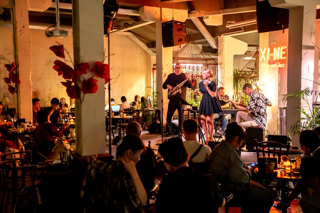 Xi-nê Bistro & Jazz